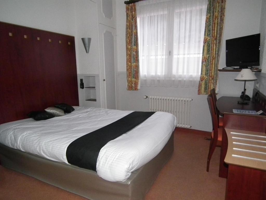 Logis Cosy - Hotel Le Moulin Neuf - شانتونيه الغرفة الصورة