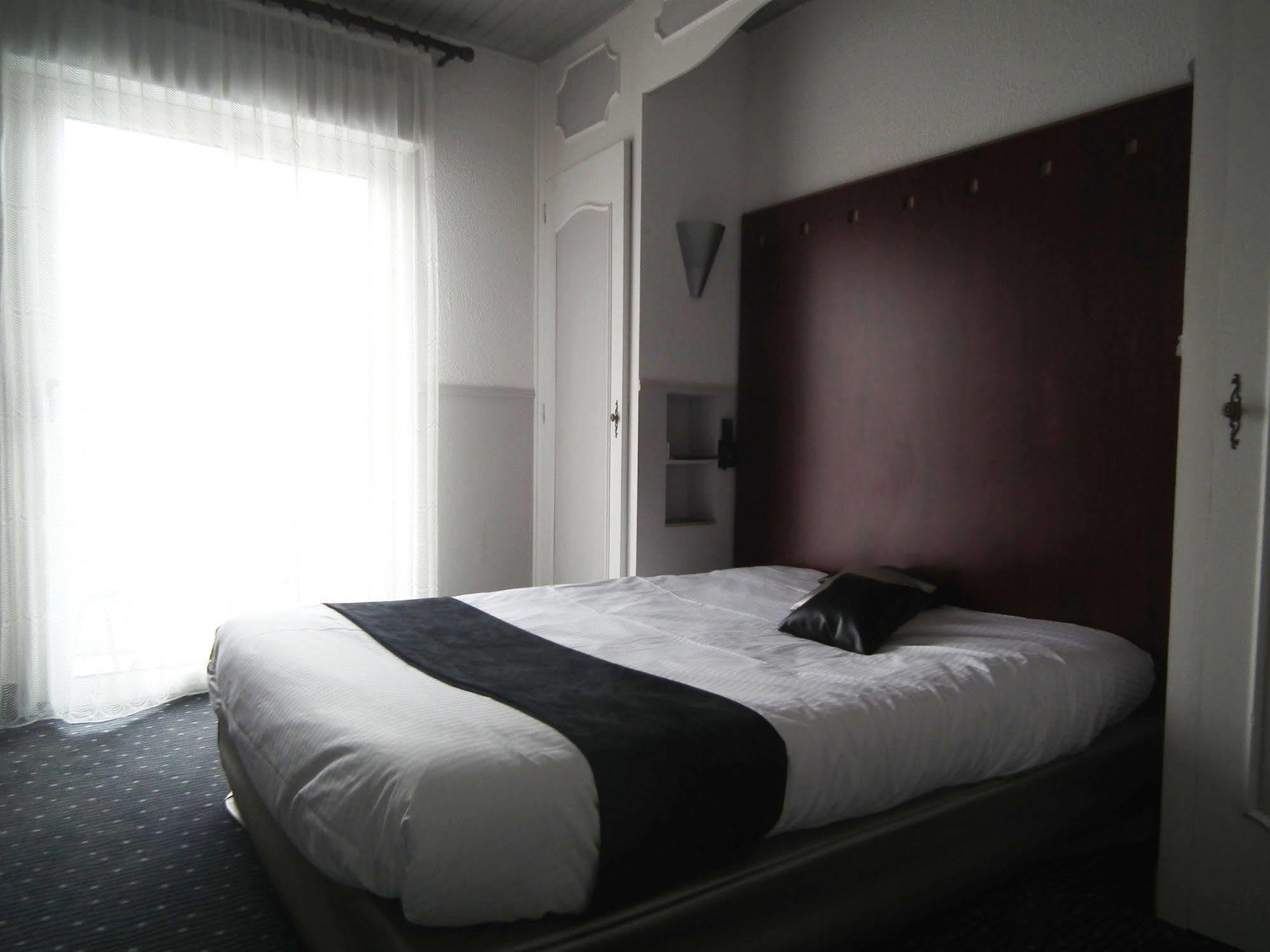 Logis Cosy - Hotel Le Moulin Neuf - شانتونيه المظهر الخارجي الصورة